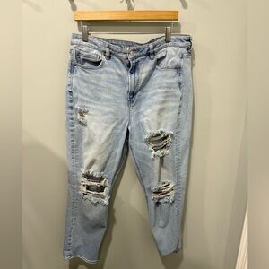 Womens American eagle mom Jean size 16